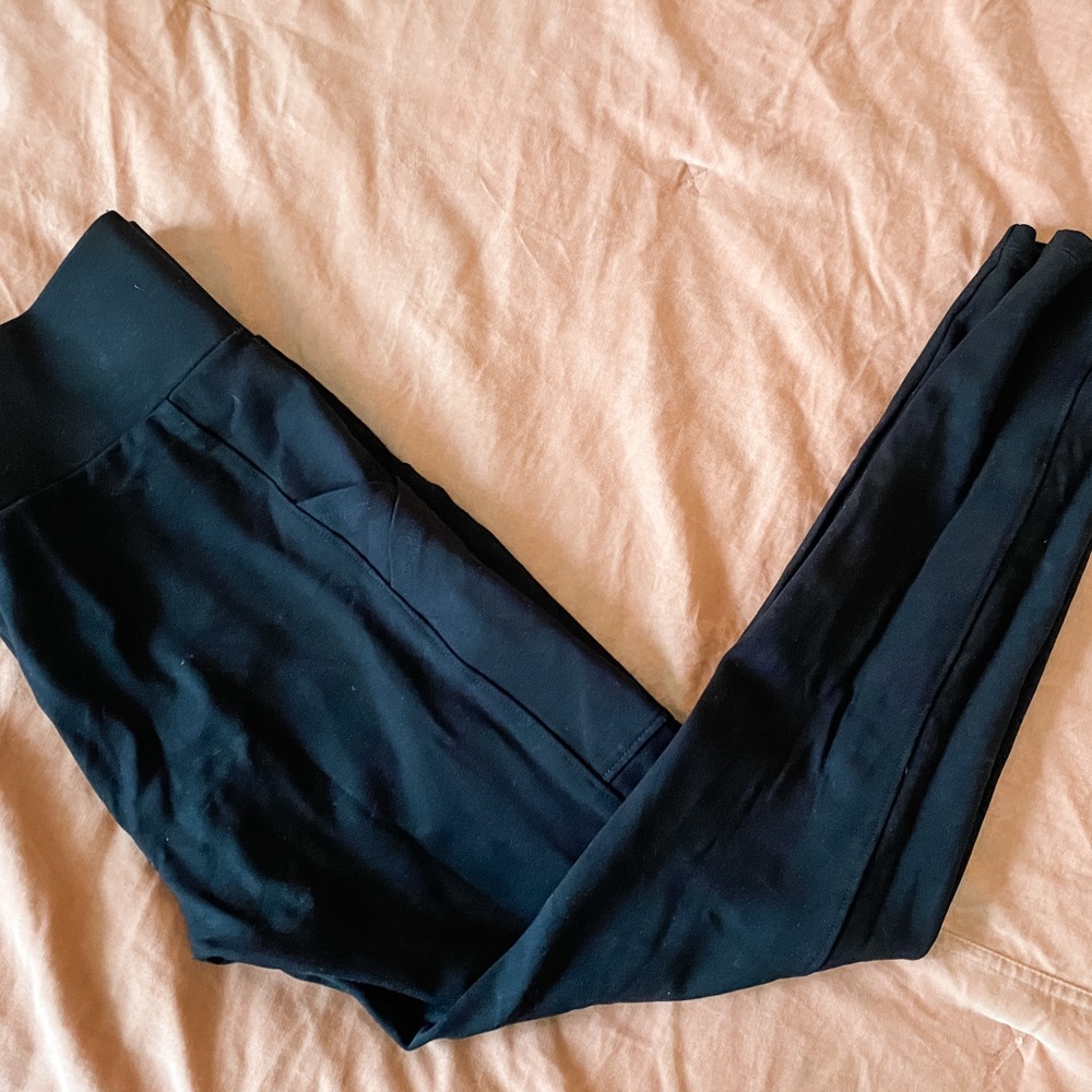 Lou & Grey from Loft black leggings-sz med